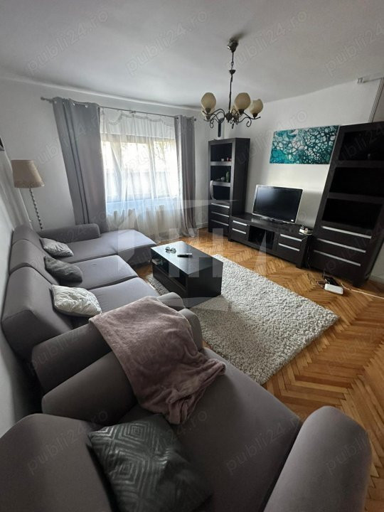 Apartament 3 camere, decomandat, parcare, Zona Gradini Manastur