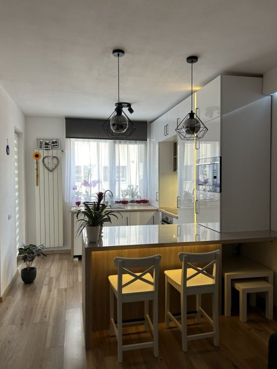 Apartament cu 2 camere, mobilat si utilat, parcare subterana, zona Vivo