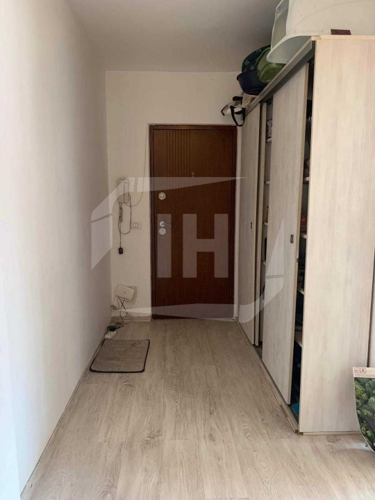 Apartament 2 camere, 75 mp, decomandat, cartier Plopilor