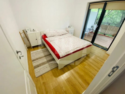 Apartament 3 camere, modern, balcon+terasa, parcare, Zona Taietura Turcului