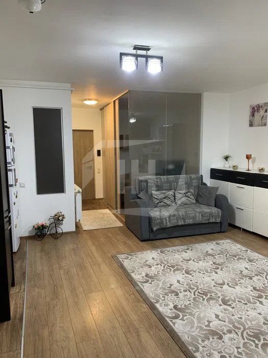 Apartament 1 camera, 42 mp, parcare, zona Podul Portelanului