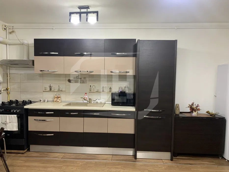 Apartament 1 camera, 42 mp, parcare, zona Podul Portelanului