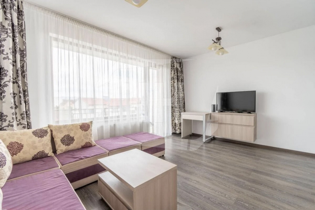 Apartament 2 camere, decomandat, parcare, Borhanci
