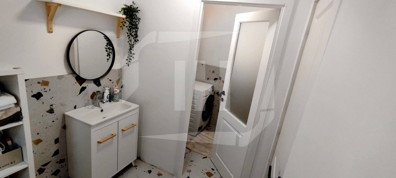 Casa individuala renovata recent, 3 camere, 2 bai, zona Policlinica Grigorescu