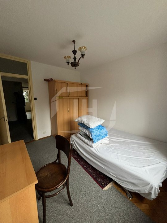 Apartament 3 camere I decomandat I zona Titulescu I Piata Cipariu 
