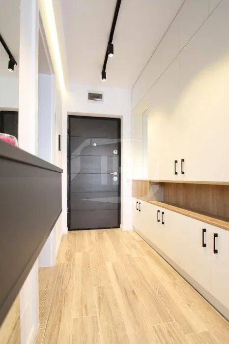 Studio modern I Buna Ziua