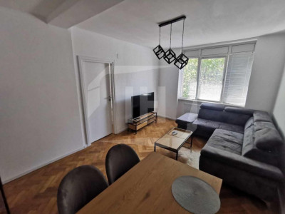 Apartament 2 camere, etajul 1, recent renovat, centru