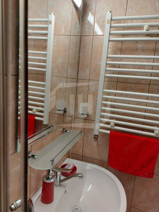 Garsonieră + balcon + parcare, Zona FSEGA-IULIUS MALL