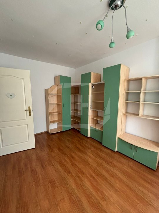 Apartament 3 camere, parcare + garaj, Zona McDonald's, Mănăștur