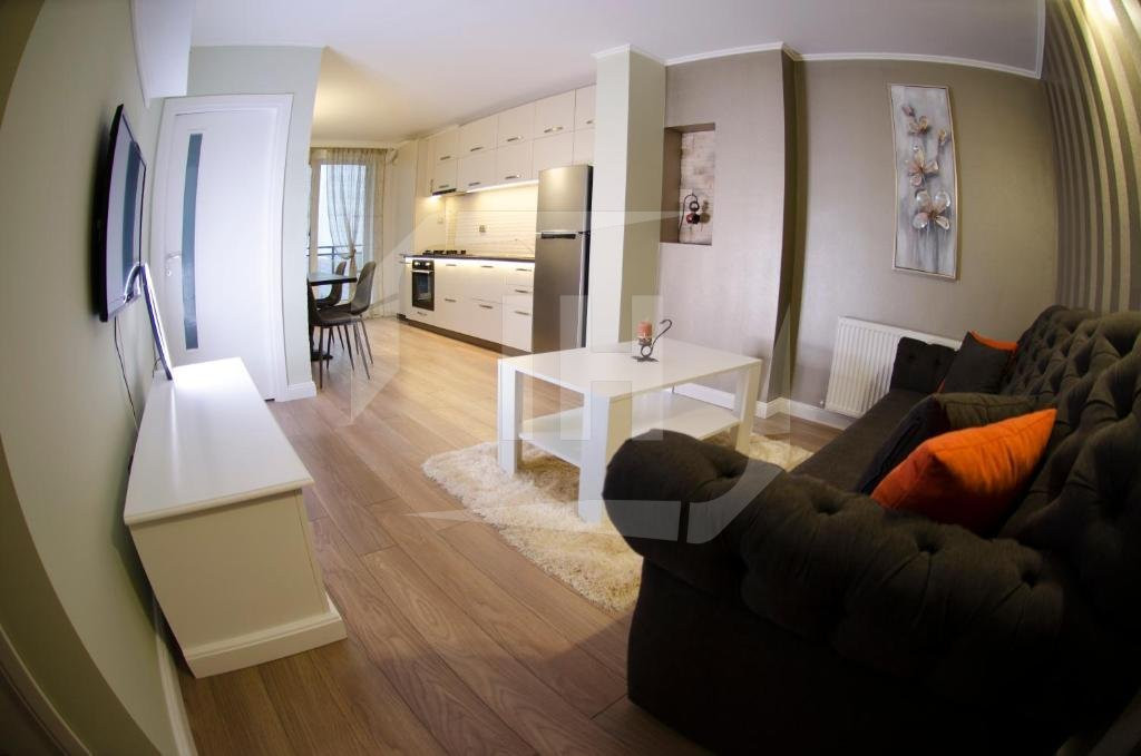 Apartament 2 camere, parcare , zona FSEGA
