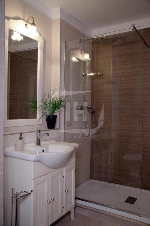 Apartament 2 camere, parcare , zona FSEGA
