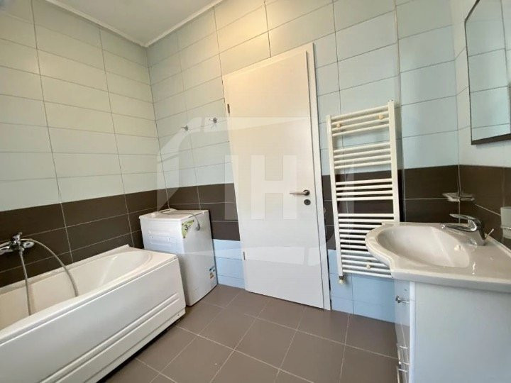 Apartament 3 camere, parcare, Andrei Muresianu