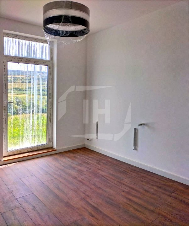Casa noua, finisata, 4 camere, 500 mp teren