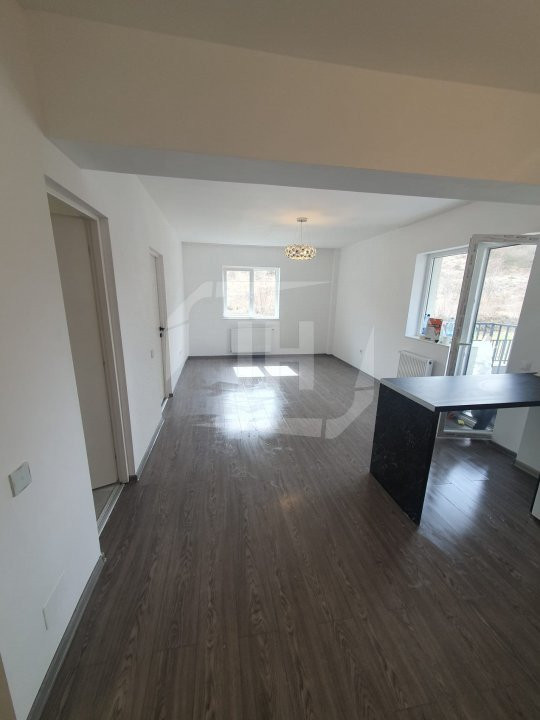 Apartament nou, 2 camere 50 mp utili, parcare