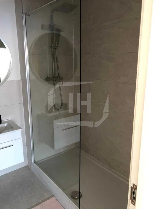 Apartament 3 camere, modern, parcare, AC, ZONA AUCHAN-IRIS