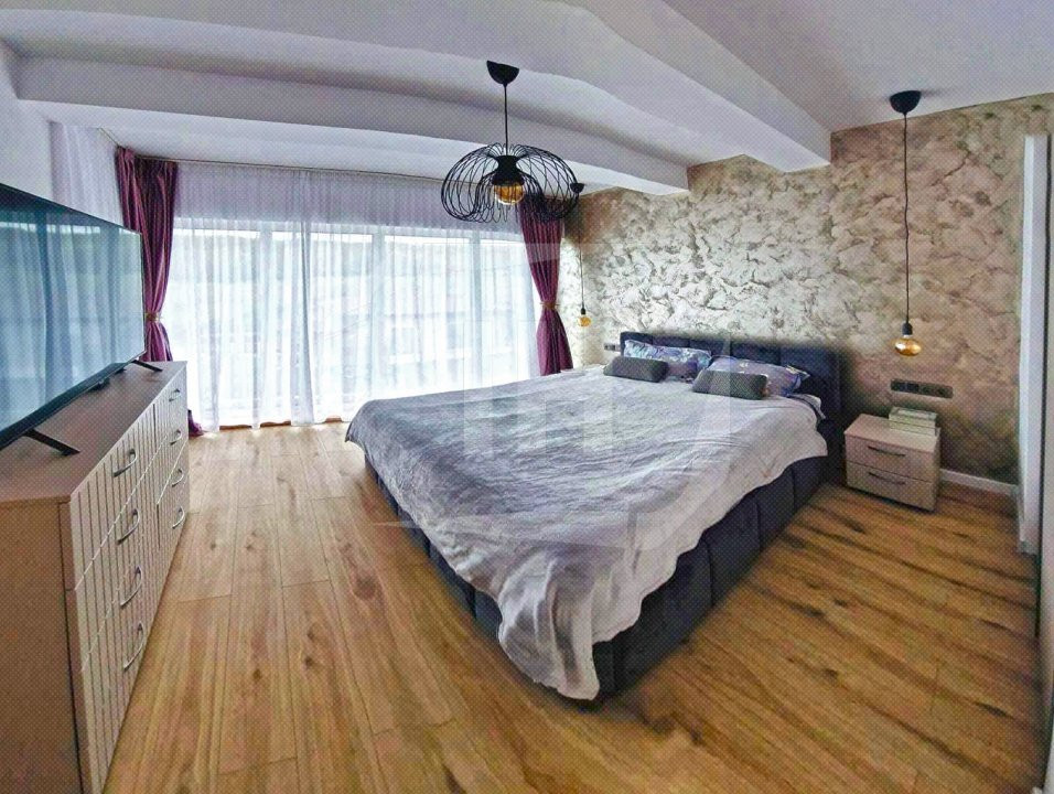 Casa noua, la cheie, piscina exterioara, terase panoramice