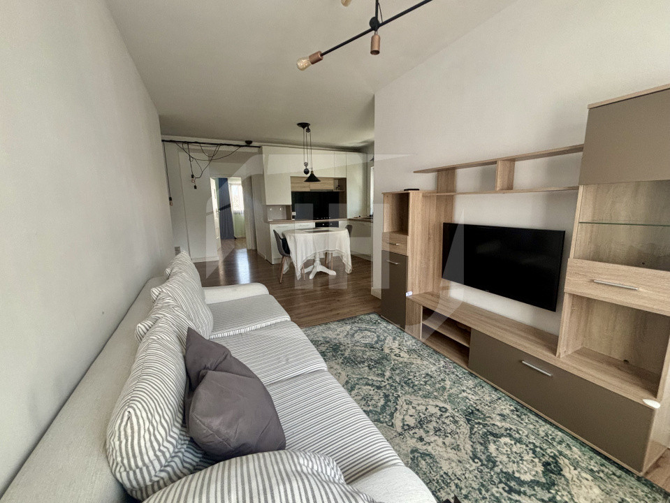 Apartament 3 camere, balcon, AC, parcare, Borhnaci