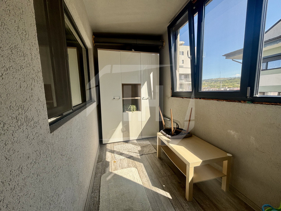Apartament 3 camere, balcon, AC, parcare, Borhnaci