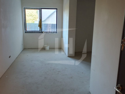 3 camere, semifinisat, parcare, Pod Ira