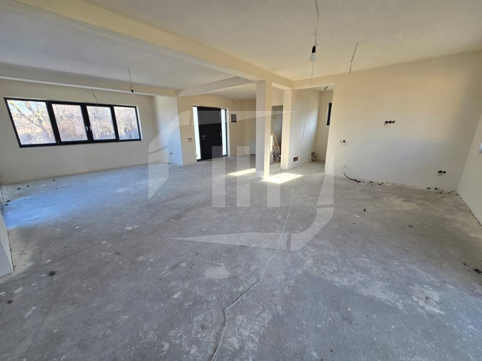Casa individuala  moderna 270 mp utili, terasa circulabila cu panorama 360 