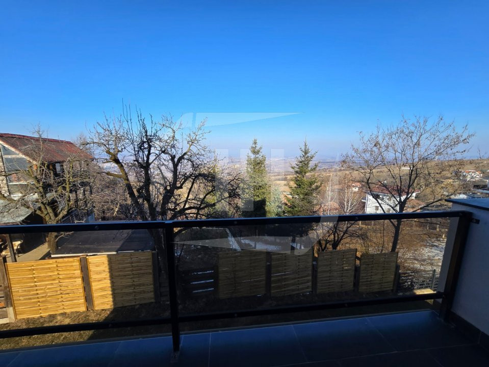Casa individuala  moderna 270 mp utili, terasa circulabila cu panorama 360 