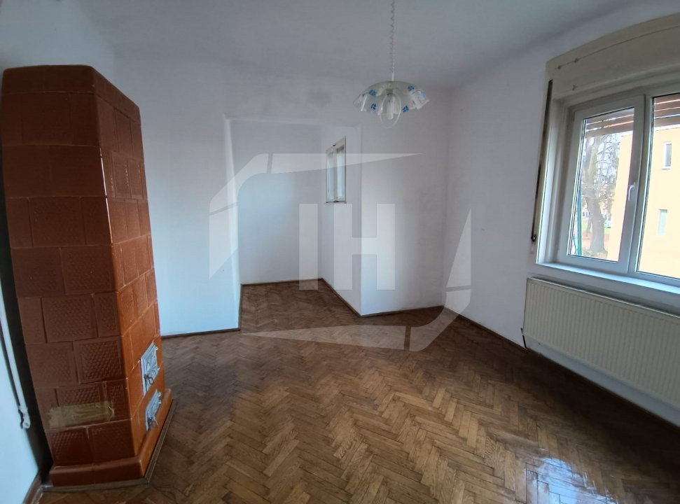 Apartament 2 camere , decomandat, clasic, zona Centrala