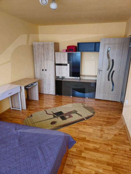 Apartament 2 camere decomandat, zona bazei sportive