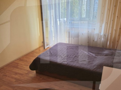 Apartament 2 camere decomandat, zona bazei sportive