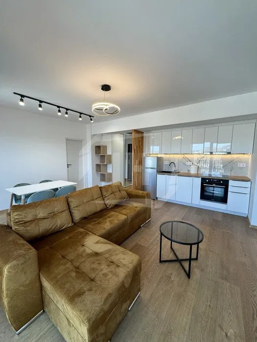 Apartament 2 camere, modern, balcon, WEST CITY TOWER