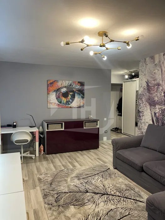 Apartament cu o cameră, 38 mp + balcon, AC, parcare, FLORA PARK