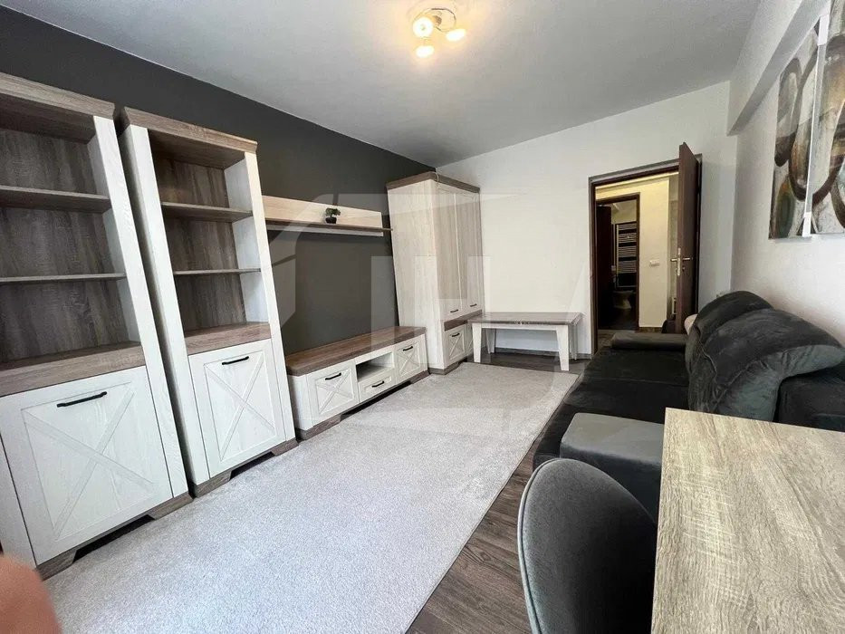 Apartament 2 camere + dressing, modern, parcare, Zona Nicolae Titulescu