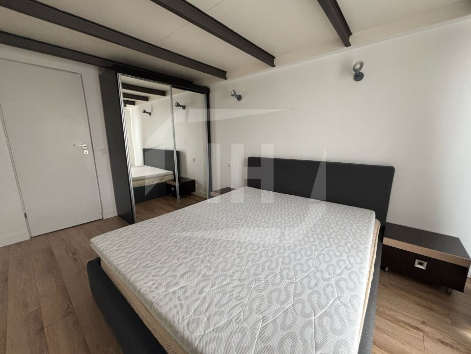Apartament 3 camere, semidecomandat, parcare, Centru zona Ploiesti