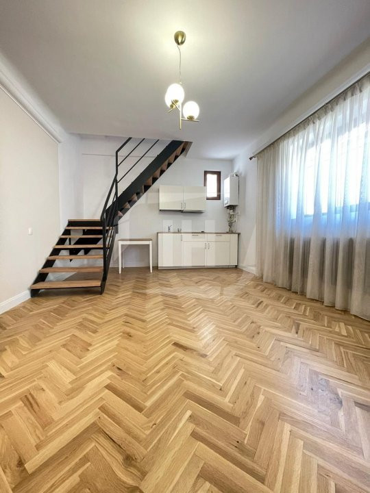 Casa individuala 3 camere, zona Andrei Muresanu
