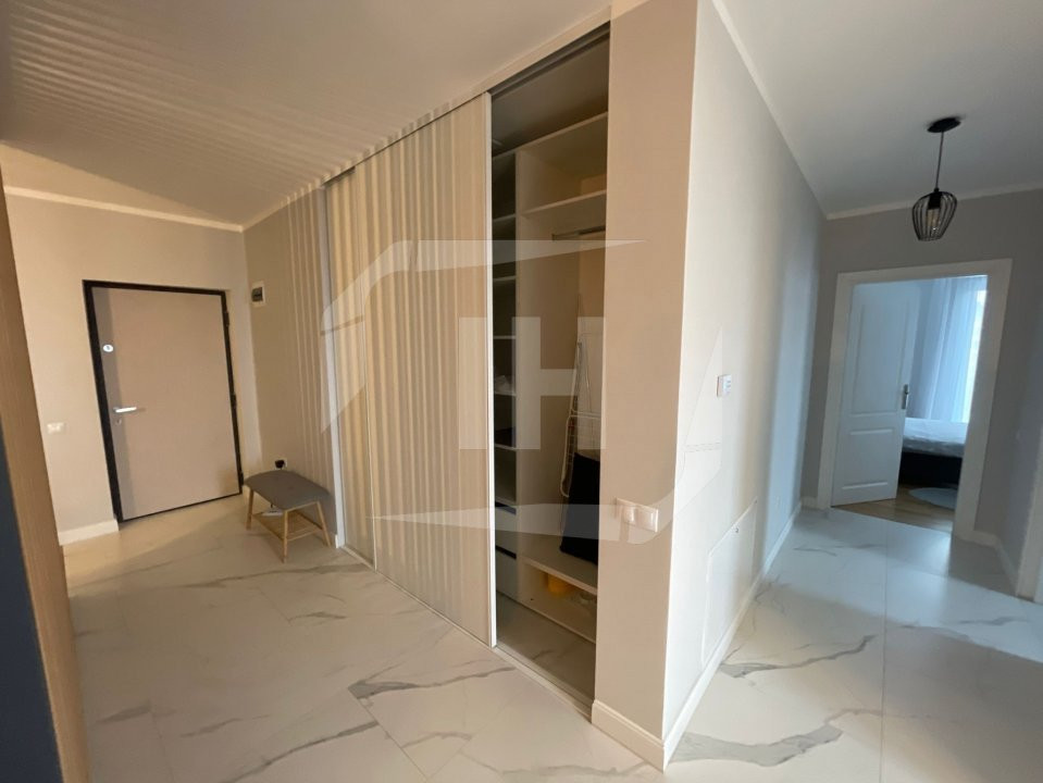 Apartament modern, garaj, panorama superba, Andrei Muresanu