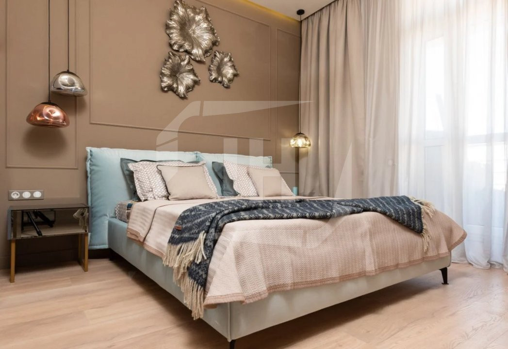  4 camere, finisat, parcare, bloc nou ,zona Iulius Mall