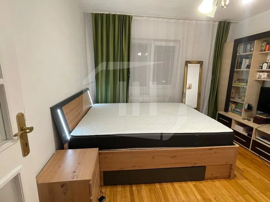 Apartament 3 camere, decomandat, zona strazii Observatorului