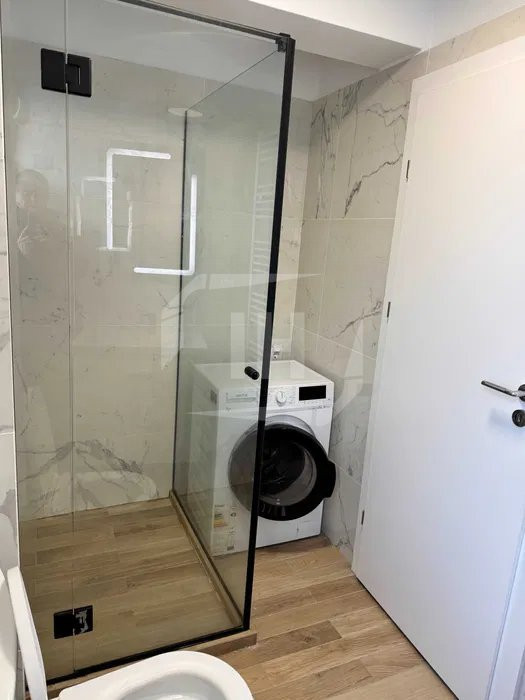 Apartament 2 camere, semidecomandat, parcare, Centru zona Anton Pann