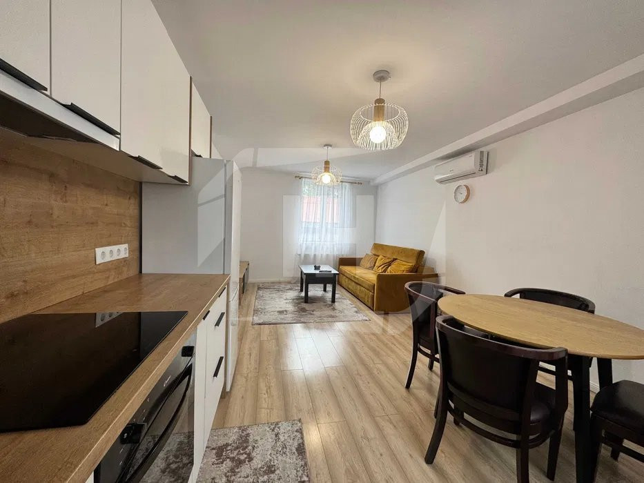 Apartament 2 camere, semidecomandat, parcare, Centru zona Anton Pann