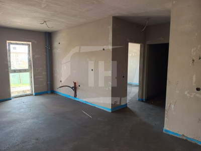 Apartament 3 camere, terasa, parcare