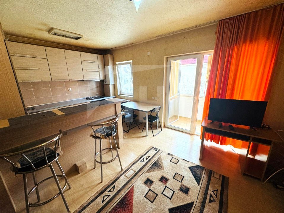 Apartament 60 mp,  parcare, Floresti