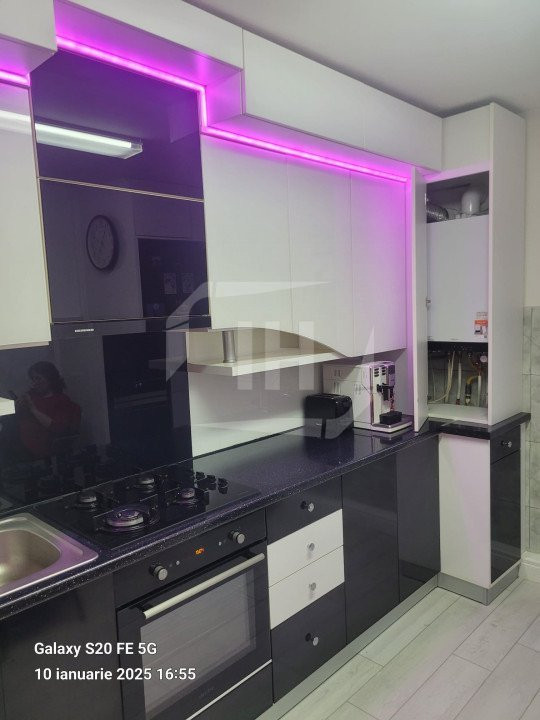 Apartament 4 camere, decomandat, etaj intermediar, zona Expo Transilvania