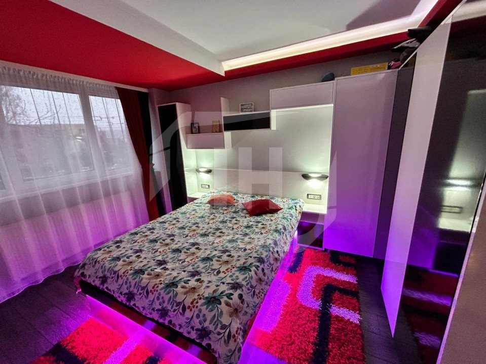 Apartament 4 camere, decomandat, etaj intermediar, zona Expo Transilvania