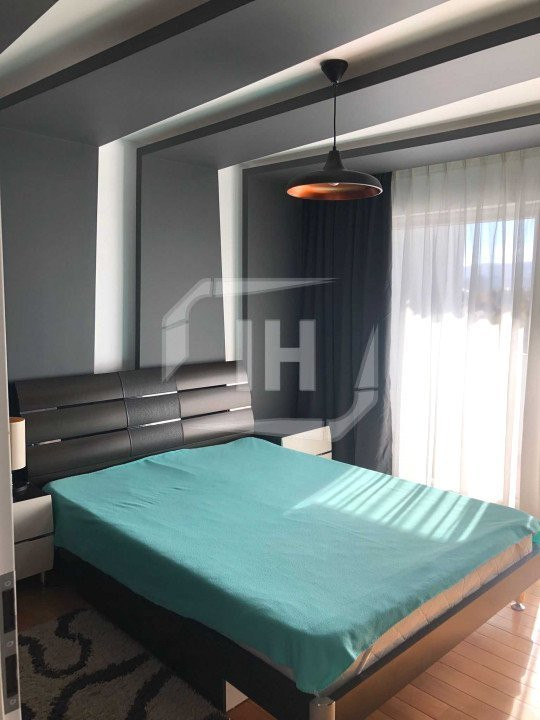 Apartament 4 camere, 2 bai, 80 mp, zona Titulescu!