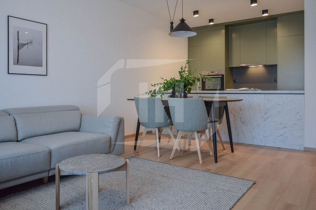 Apartament 3 camere, 2 bai, mobilat/utilat lux in zona Piata Cipariu