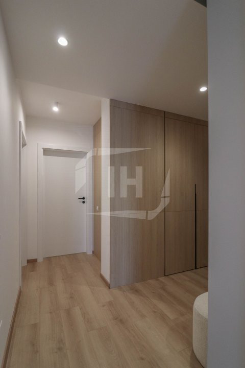 Apartament 3 camere, 2 bai, mobilat/utilat lux in zona Piata Cipariu