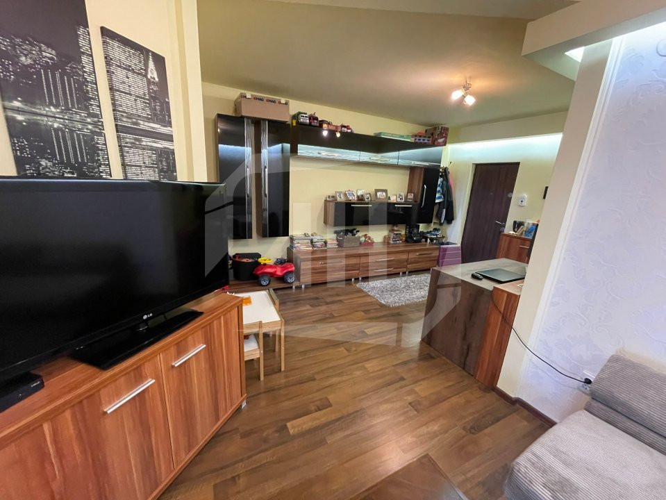 Apartament 2 camere, la cheie, etaj INTERMEDIAR, parcare