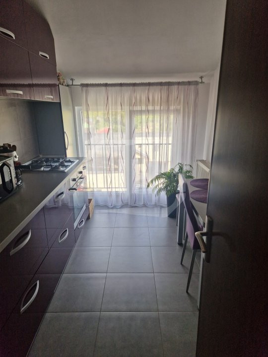 Apartament 2 camere, la cheie, etaj INTERMEDIAR, parcare