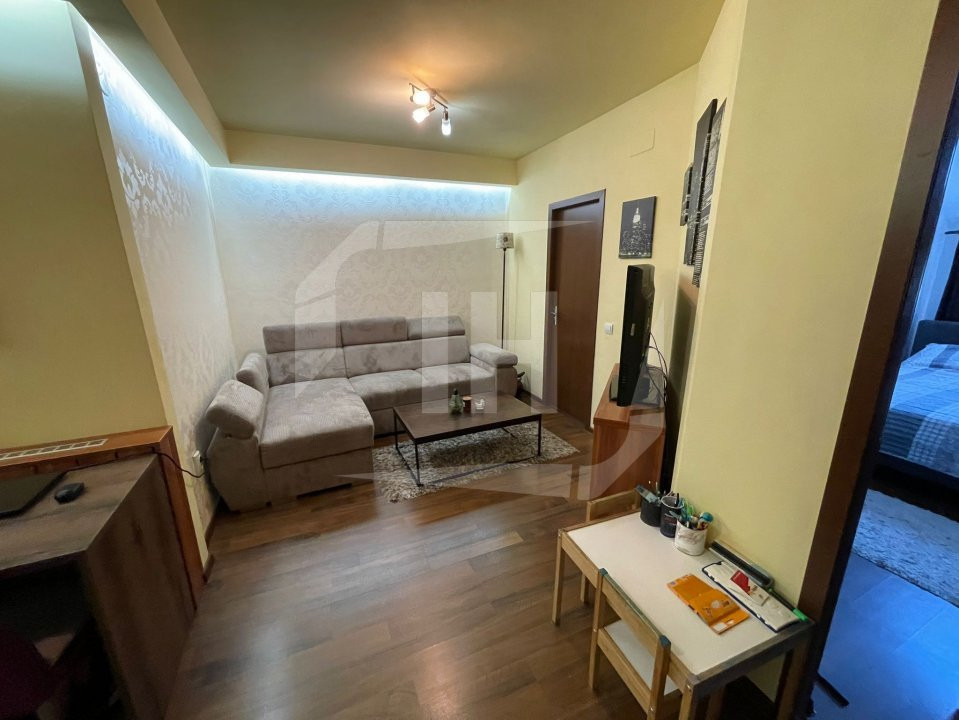 Apartament 2 camere, la cheie, etaj INTERMEDIAR, parcare