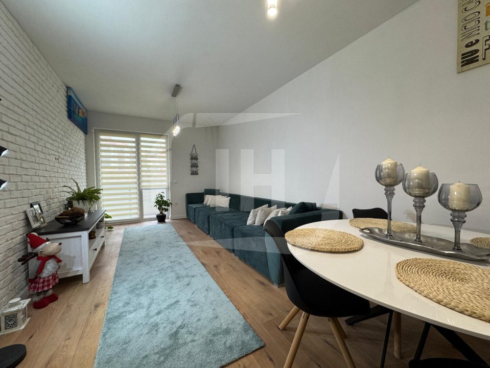 Apartament 2 camere, decomandat, parcare