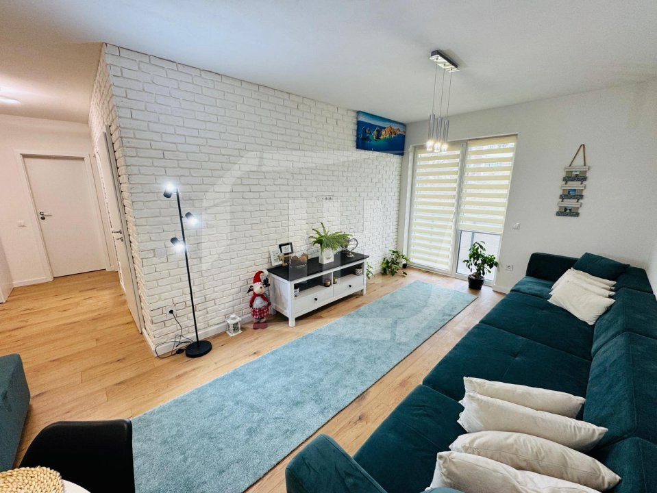 Apartament 2 camere, decomandat, parcare
